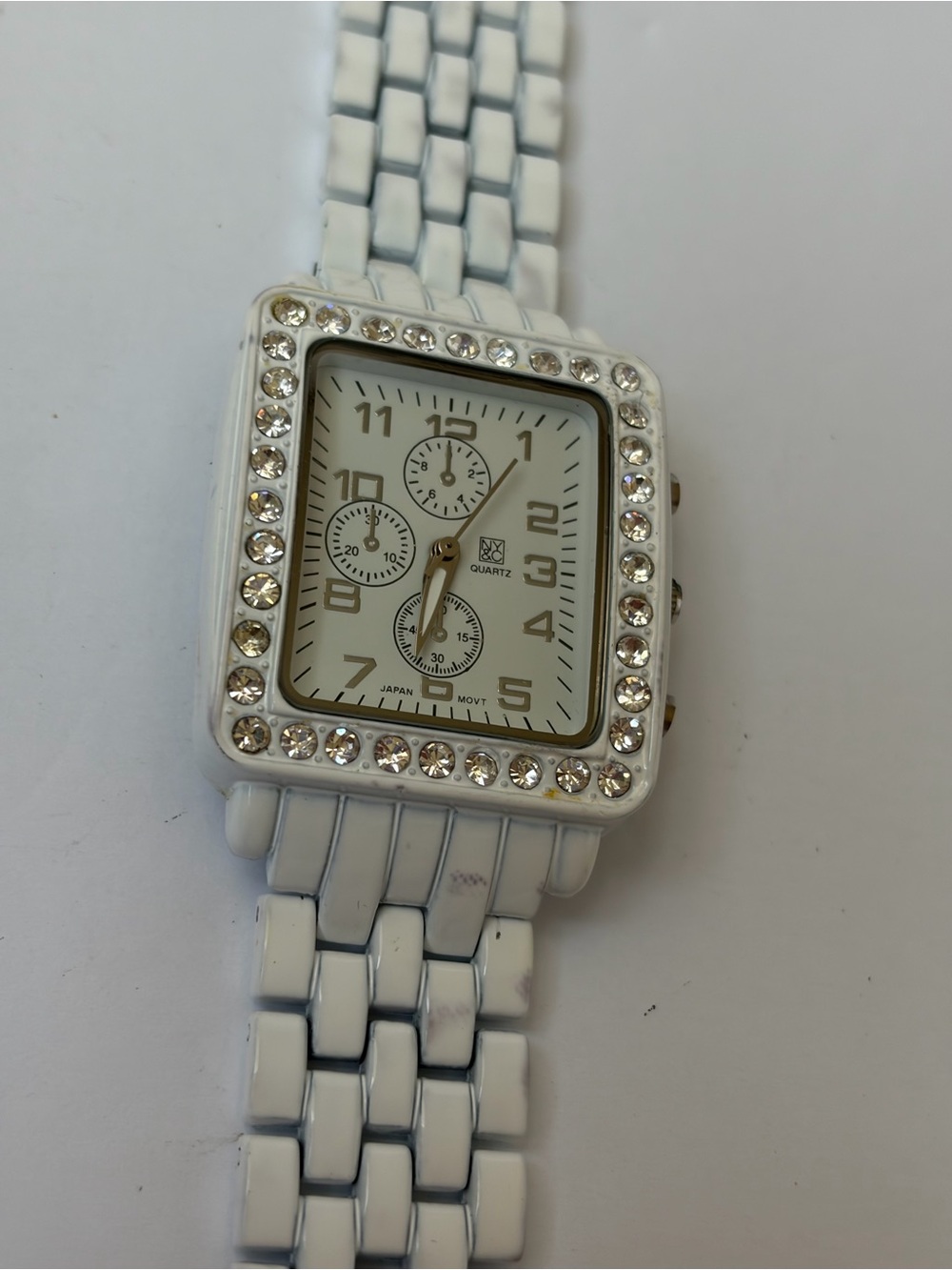 White NYC Quartz Stainless Steel Watch Womens, New Battery Works!